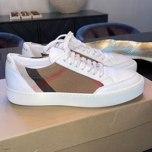 Burberry Sneakers
